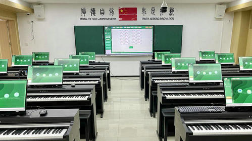 智慧电钢琴实训室对学前教育专业的多面性帮助