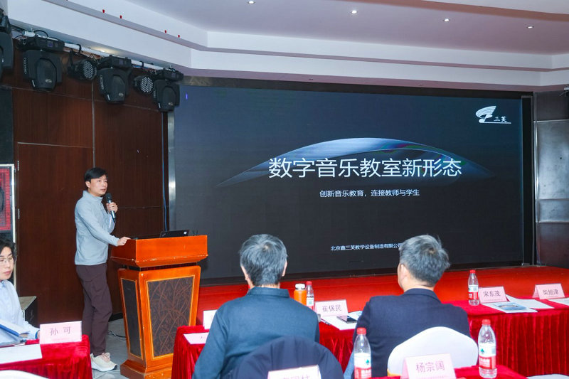 微信图片_20251121135935_229_34_副本.jpg